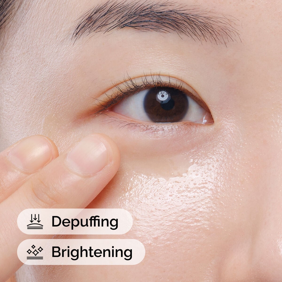 caffeine-solution-5-egcg-eye-serum-b5 ord-caffeine-solution-egcg-model-application-with-benefits.jpg